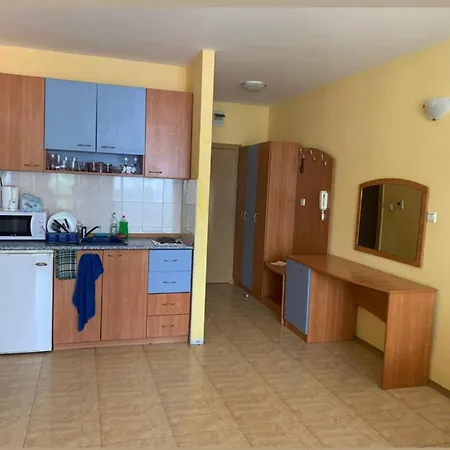 Apartment Самостоятелен Апартамент В Затворен Комплекс *